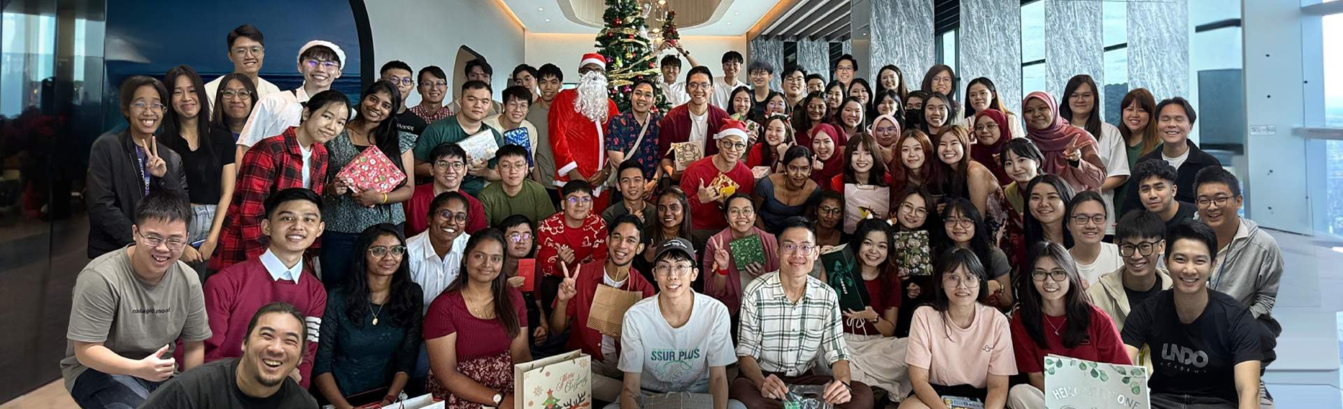 company christmas event img